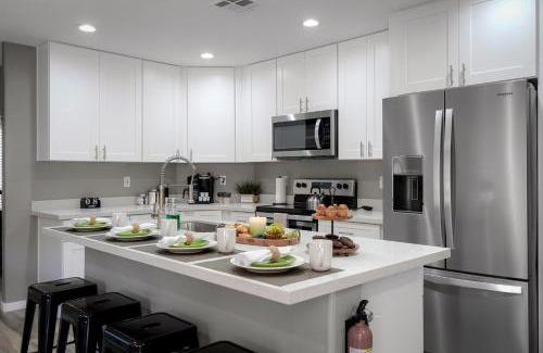 East Mesa House | Red Mountain Retreat: Pet-Friendly Getaway with Pool & 10/10 Score