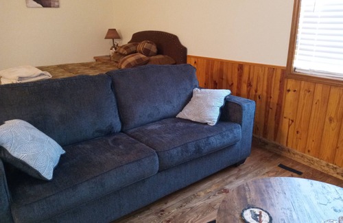 Marshall Cabin | Family-Friendly Red Oak Getaway with Kitchen Amenities