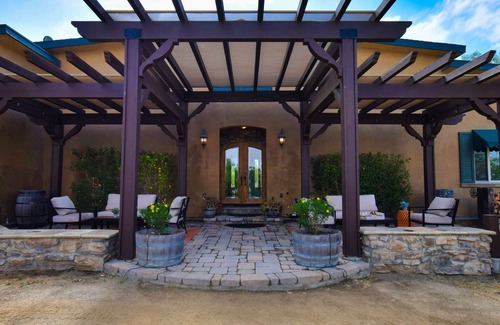 Temecula Villa | Top-Rated Red Oak Villa with Pet-Friendly Amenities