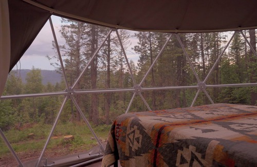 Bigfork Cabin | Unforgettable Glamping in a Geodesic Dome with Stargazing