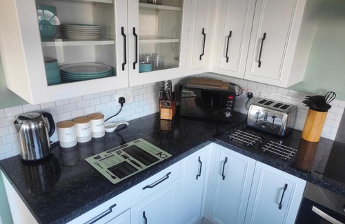 Homore Ski Chalet | Pet-Friendly Red Pepper Self Catering - Discover the Uists