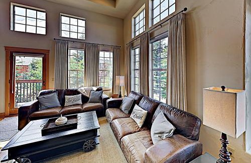Winter Park House | Guest Favorite: Red Quill Village with Pool & Hot Tub