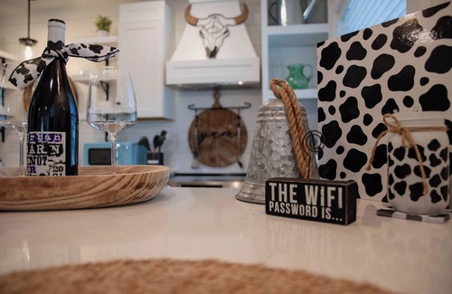 Fort Myers House | Relax and Roam at Cracker Cow Cottages with Ocean Views