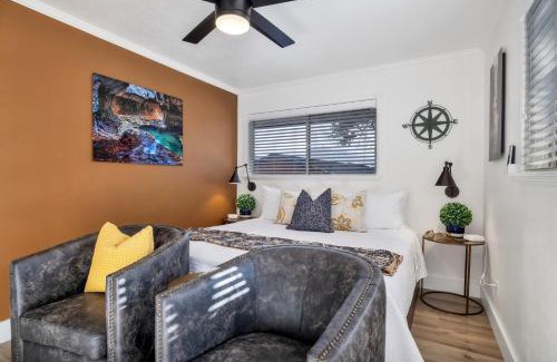 Zion National Park South Entrance Hotel | Relax at Red Rock Inn Cottages with Hot Tub Access