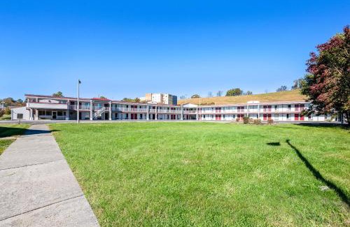 Abingdon Hotel | Comfortable Stay at Red Roof Inn Abingdon - Pet Friendly