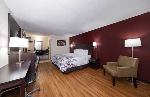 Bordentown Hotel | Comfortable Stay at Red Roof Inn Bordentown - McGuire AFB