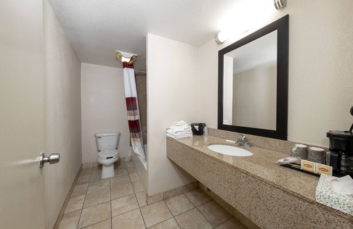 Bordentown Hotel | Comfortable Stay at Red Roof Inn Bordentown - McGuire AFB