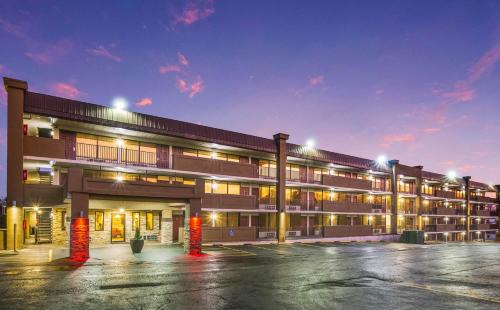 Erlanger Hotel | Convenient Stay at Red Roof Inn Cincinnati Airport–Florence