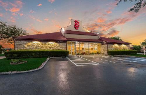 Grove City Hotel | Pet-Friendly Retreat at Red Roof Inn Columbus - Grove City