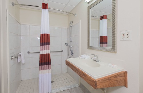 Columbus Hotel | Convenient Stay at Red Roof Inn Columbus - Ohio State Fairgrounds