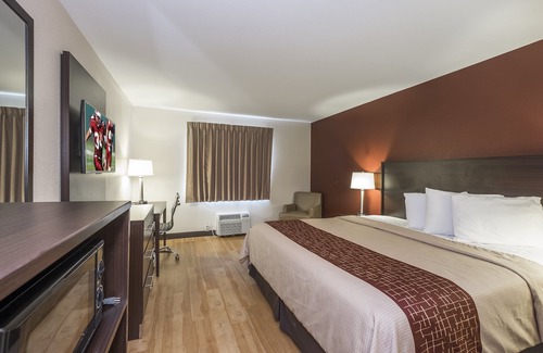 Columbus Hotel | Convenient Stay at Red Roof Inn Columbus - Ohio State Fairgrounds