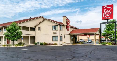 Columbus Hotel | Budget-Friendly Stay at Red Roof Inn Columbus - Taylorsville