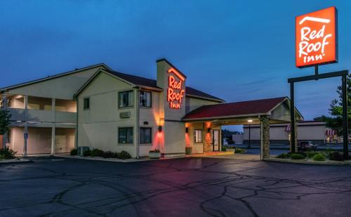 Columbus Hotel | Budget-Friendly Stay at Red Roof Inn Columbus - Taylorsville