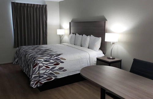 Cullman Hotel | Eco-Friendly Stay at Red Roof Inn Cullman with Breakfast