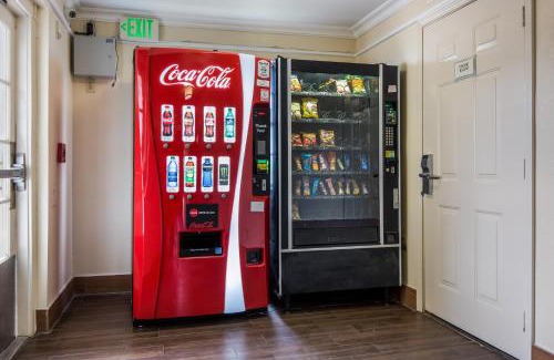 North Shore Hotel | Budget-Friendly Stay at Red Roof Inn Houston East I-10
