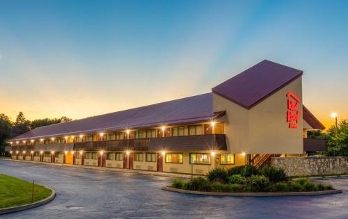 Kalamazoo Hotel | Convenient Stay at Red Roof Inn Kalamazoo East – Expo Center