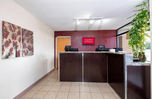 Kenly Hotel | Pet-Friendly Hotel Near I-95: Red Roof Inn Kenly
