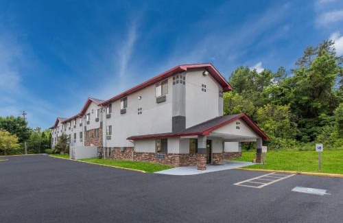 Mansfield Hotel | Pet-Friendly Red Roof Inn Mansfield with Family Amenities