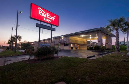 Mobile Hotel | Comfortable Stay at Red Roof Inn Mobile - Midtown