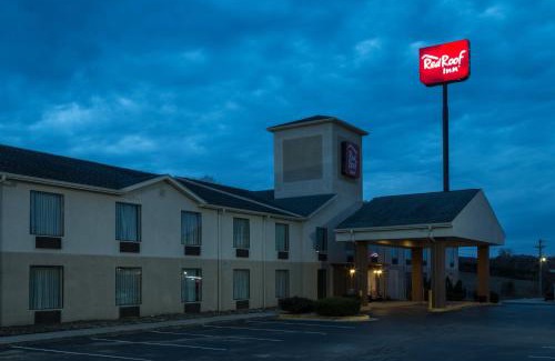 Morehead Hotel | Budget-Friendly Red Roof Inn Morehead: Pet Friendly Stay