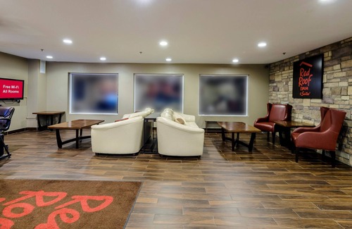 Osage Beach Hotel | Relax at Red Roof Inn Osage Beach - Lake of the Ozarks