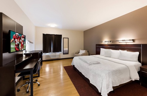Downtown Columbus Hotel | Convenient Stay at Red Roof Inn PLUS+ Columbus Downtown