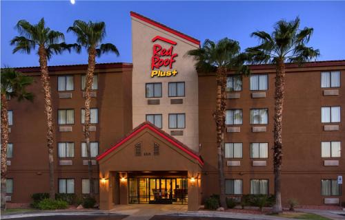Estrella Hotel | Pet-Friendly Retreat at Red Roof Inn PLUS + Phoenix West