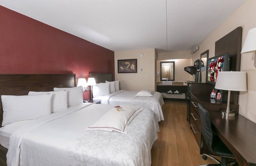 Secaucus Hotel | Comfortable Stay at Red Roof Inn PLUS+ Secaucus - NYC