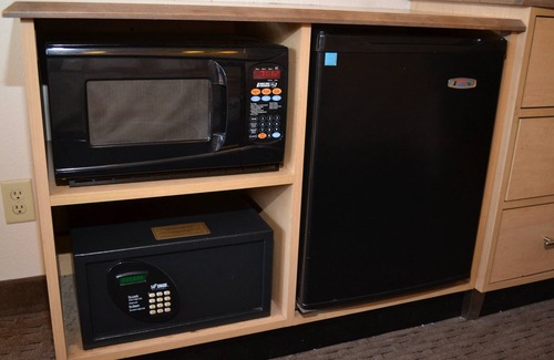 North San Antonio - SAT Hotel | Convenient Red Roof Inn San Antonio - Airport with Great Amenities