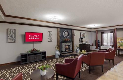 Mifflinville Hotel | Pet-Friendly Comfort at Red Roof Inn & Suites Bloomsburg