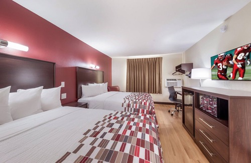 Denton Hotel | Discover Comfort at Red Roof Inn & Suites Denton