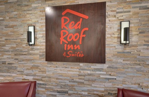 Middletown Hotel | Convenient Stays at Red Roof Inn & Suites Newport, RI