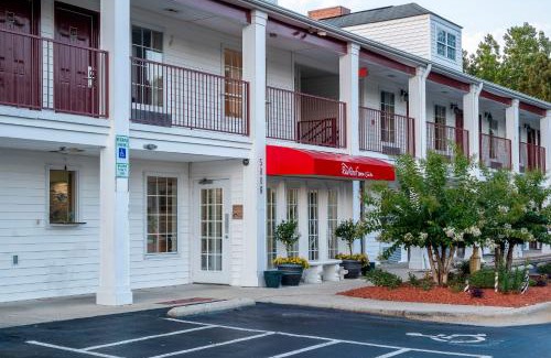Wilson Hotel | Pet-Friendly Comfort at Red Roof Inn & Suites Wilson