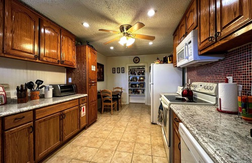 San Angelo House | Explore Red Rooster House: King & Queen Bedrooms, Lake Views