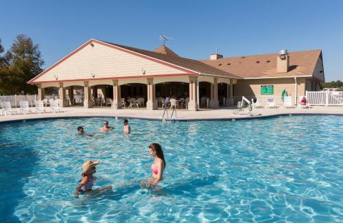 Kinder Other | Pet-Friendly Red Shoes RV Park with Oceanfront Views