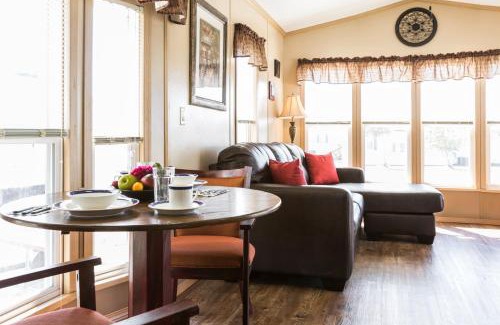 Kinder Other | Pet-Friendly Red Shoes RV Park with Oceanfront Views