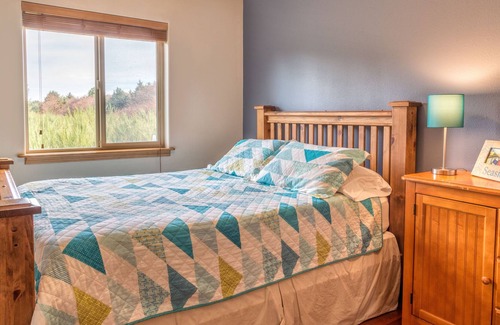 Ocean City House | Red Sky Cottage, Hot tub, Fire Ring, Comforts of Home