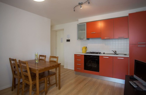Gionghi-Cappella Apartment | RED splendid and functional apartment with INTERNET WI-FI Free