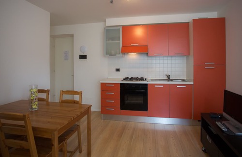 Gionghi-Cappella Apartment | RED splendid and functional apartment with INTERNET WI-FI Free