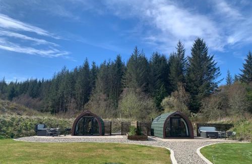 Oban House | Relaxing Red Squirrel Pod with Hot Tub - Rated 9.9/10