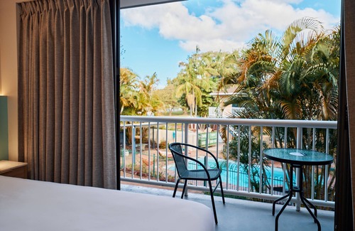 Palm Beach Hotel | Experience Red Star Hotels Palm Beach: Eco-Friendly Oasis