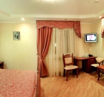 Truskavets Hotel | Red Stone: Pet-Friendly Hotel with Hot Tub & Great Reviews