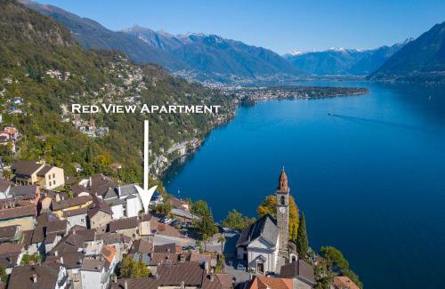 Ronco sopra Ascona Apartment | Welcoming Red View Apartment - Perfect for Families