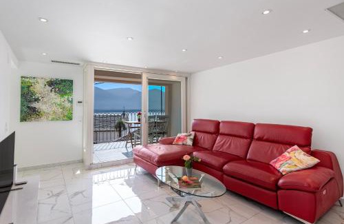 Ronco sopra Ascona Apartment | Welcoming Red View Apartment - Perfect for Families