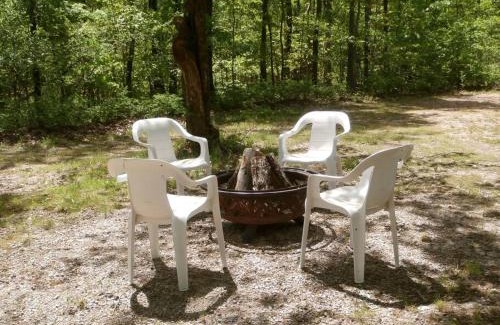 Bruno House | Family-Friendly Retreat at Redbud Cottage - Rated 10/10