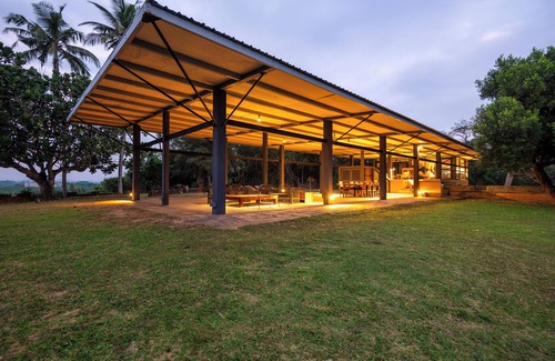 Mirissa Villa | Beachside Retreat: Redcliffs by The Serendipity Collection