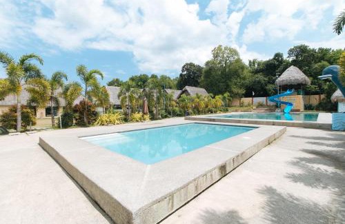 San Juan Hotel | Family-Friendly Stay at RedDoorz @ Afamosa Villas Resort