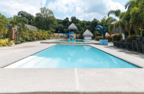 San Juan Hotel | Family-Friendly Stay at RedDoorz @ Afamosa Villas Resort