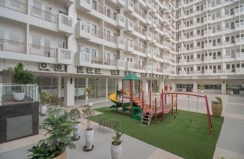 Citaringgul House | Budget-Friendly RedDoorz Apartment @ Sentul Tower