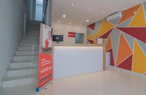 Citaringgul House | Budget-Friendly RedDoorz Apartment @ Sentul Tower
